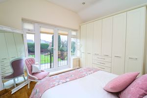 Photo 13- click for photo gallery